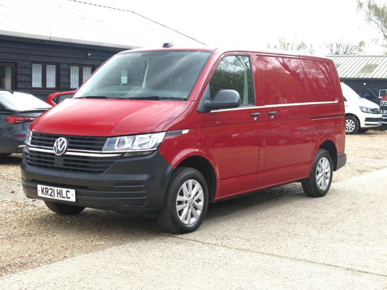 VOLKSWAGEN TRANSPORTER T6.1 STARTLINE AIRCON SWB TAILGATE T28 Red Manual Diesel
