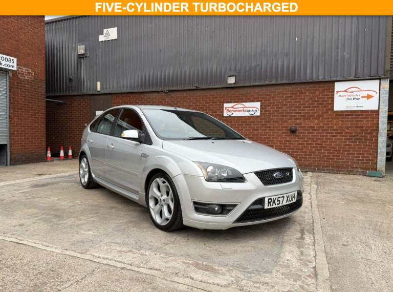 2007 Ford Focus 2.5 SIV ST-2 Hatchback 5dr Petrol Manual (224 g/km, 221 bhp) MOT valid unti HATCH...