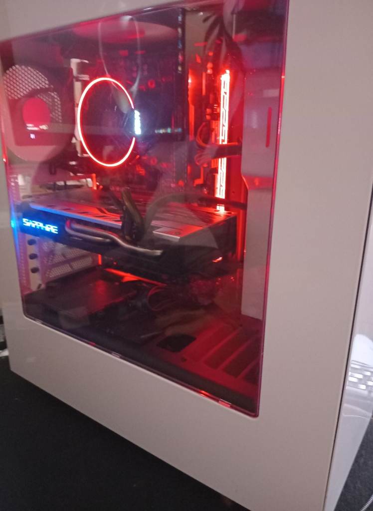 GAMING WITH  STYLE - RYXEN 7 - NITRO RX580 8GB - WIN 11 GAMING PC DESKTOP 