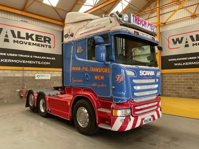 SCANIA R450 *EURO 6* HIGHLINE 6X2 TAG AXLE TRACTOR UNIT - 2015 - PO15 UME