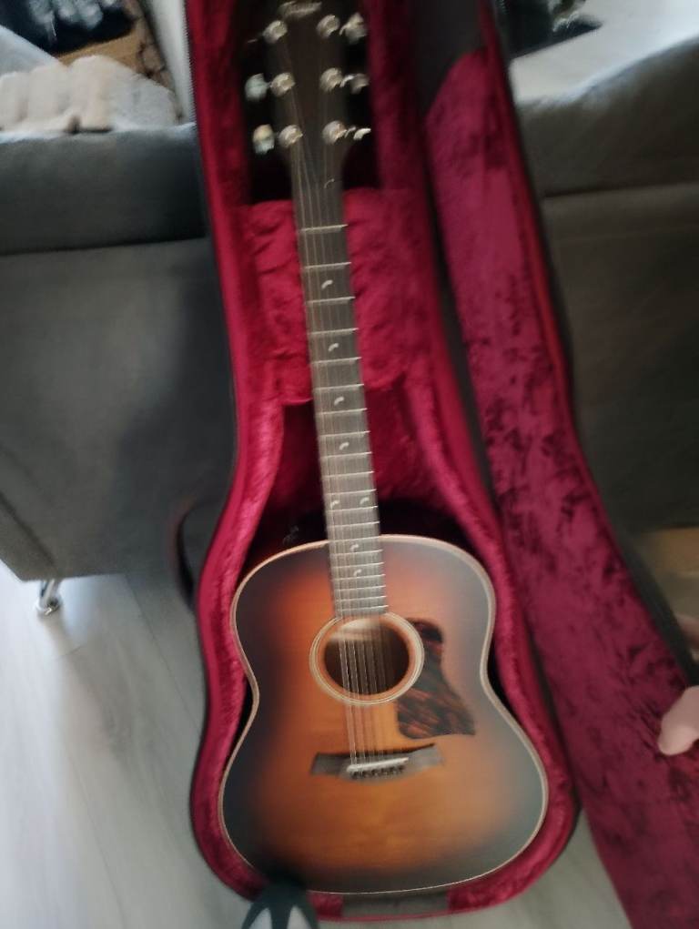Taylor ad27e flametop acoustic guitar (USA)