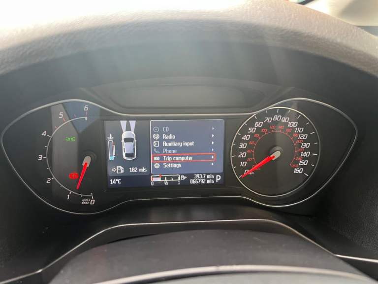 Ford, GALAXY, MPV, 2015, Semi-Auto, 1997 (cc), 5 doors