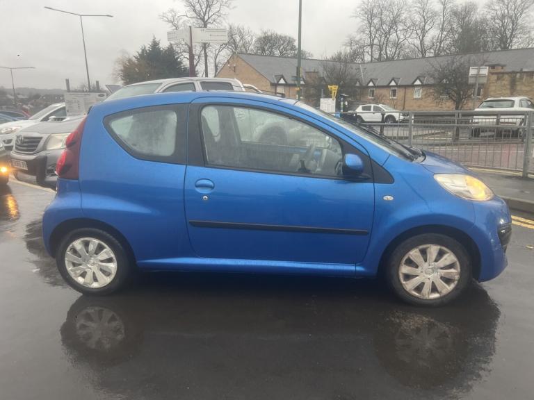 PEUGEOT 107 1.0 12V Active Blue Manual Petrol 2013