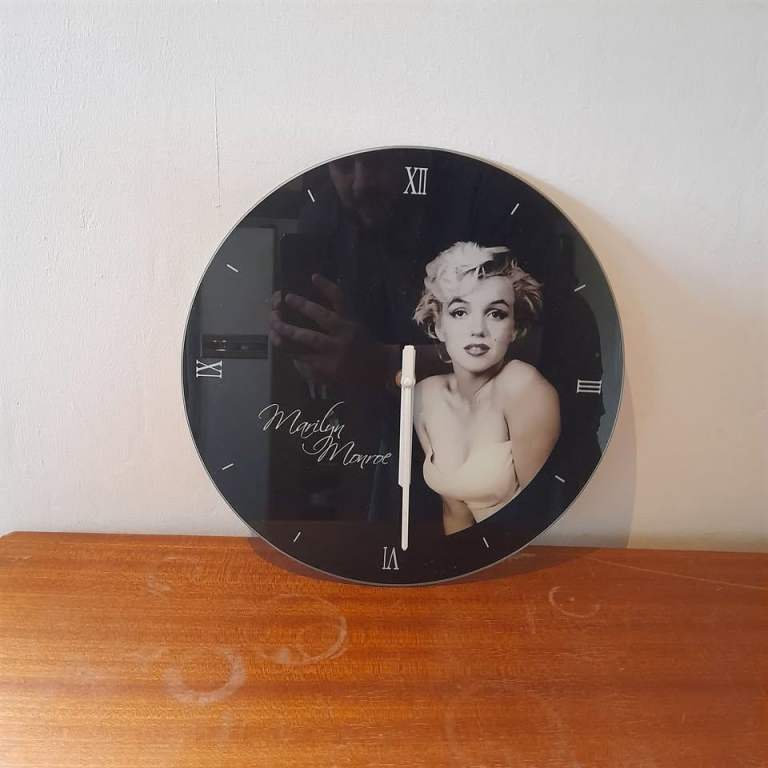  Marilyn Monroe Clock