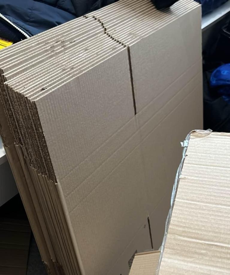 Brand new cardboard for sale (£1 each good for packaging )
