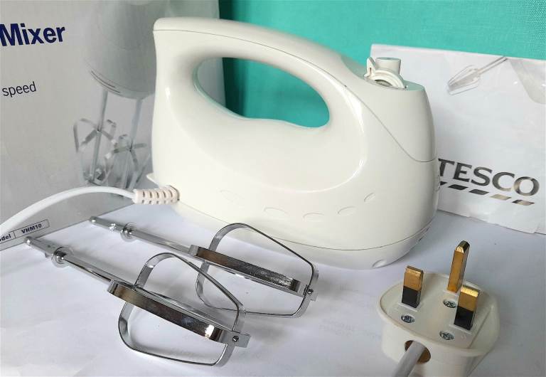 ELECTRIC FOOD MIXER - 240 Volt - 125 Watts