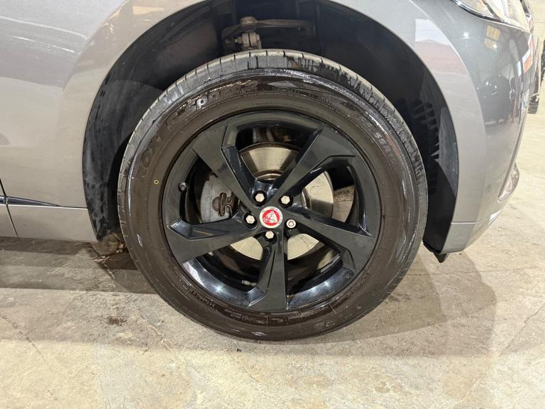 2017 Jaguar F-Pace 2.0 D180 R-Sport SUV 5dr Diesel Auto AWD Euro 6 (s/s) (180