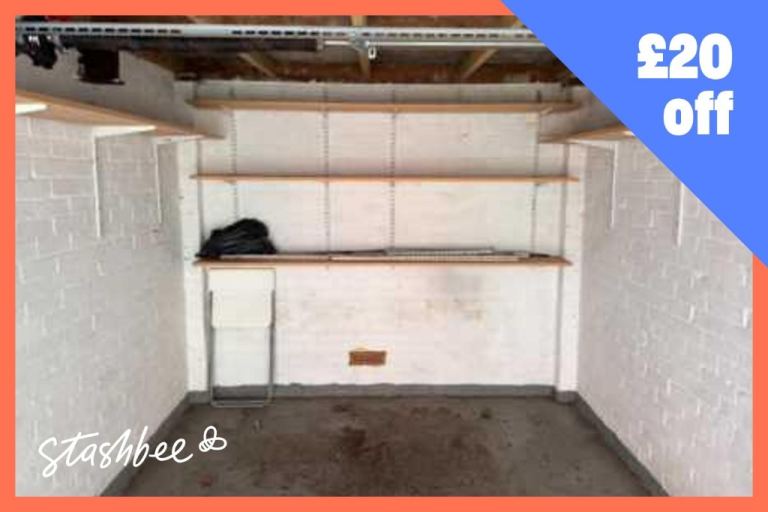 Garage to rent in London (SE18) | Stashbee