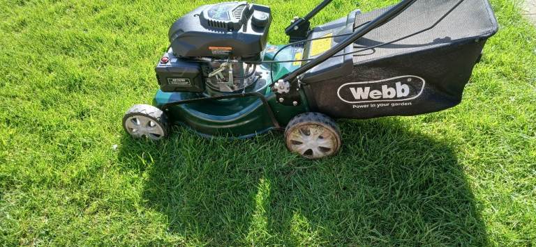 Webb petrol Lawnmower 