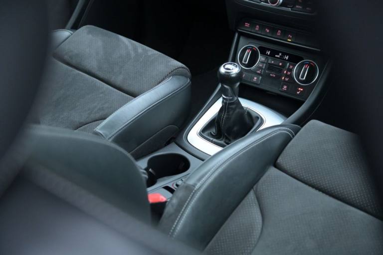 2015 Audi Q3 2.0 TDI S line Plus SUV 5dr Diesel Manual quattro Euro 6 (s/s) (184 ps) ESTATE Diese...