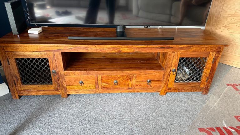 Solid Wood TV Unit 