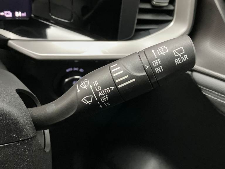 2021 Vauxhall Mokka 100kW Elite Nav Premium 50kWh 5dr Auto SUV ELECTRIC Automatic