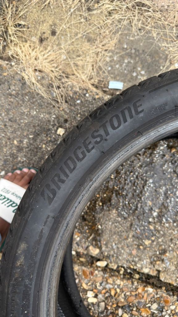 Bridgestone alenza 