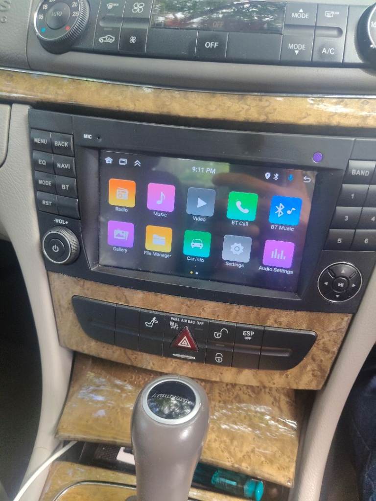Car Stereo Head Unit with Android OS – Good Condition