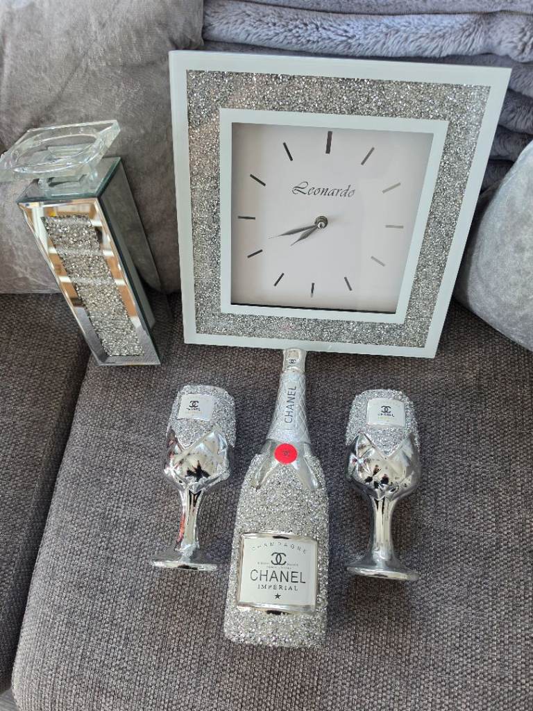 Clock and ornaments