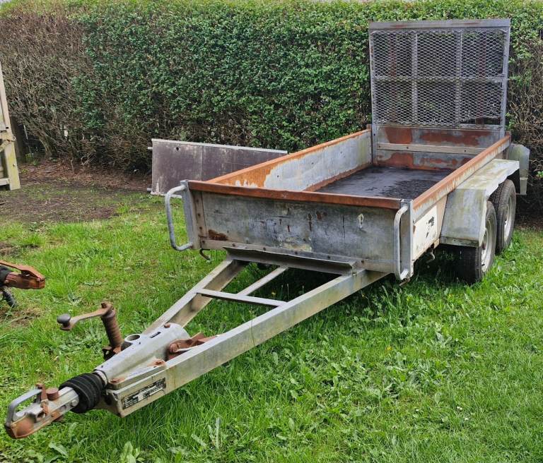 Plant trailer