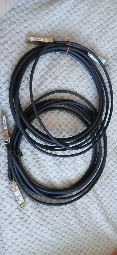 Cisco Ethernet/Server cable 5metre x2 check s/n numbers 