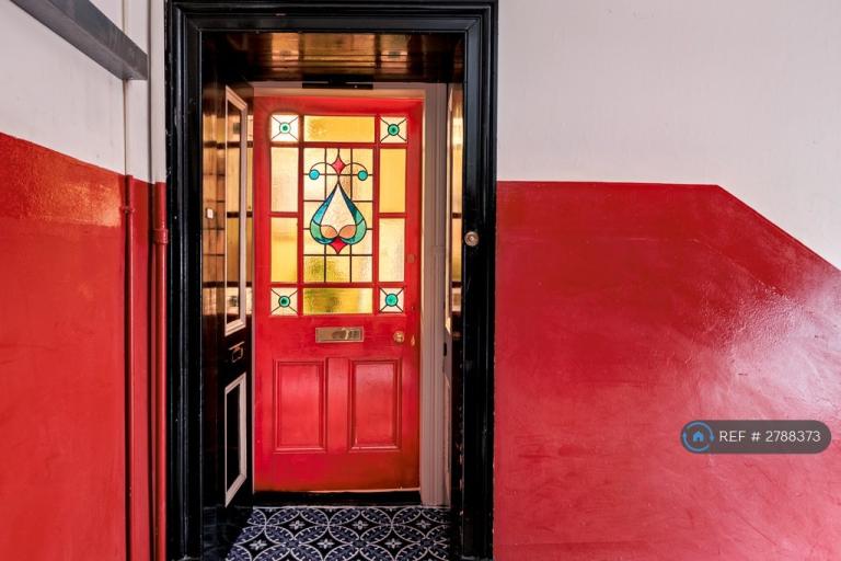 2 bedroom flat in Hyndland, Glasgow, G12 (2 bed) (#2788373)