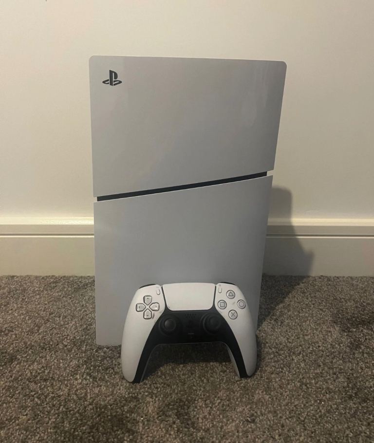 Ps5 digital - in box - new