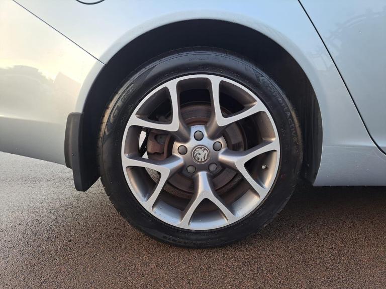 2014 Vauxhall Insignia 2.0 CDTi ecoFLEX Tech Line Sports Tourer Euro 5 (s/s) 5dr ESTATE Diesel Ma...