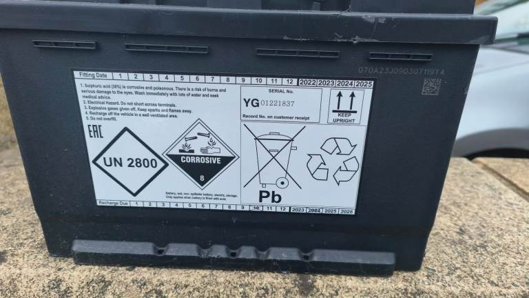 12 volts AGM battery Star stop