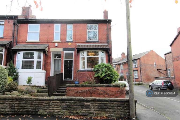 3 bedroom house in Clifton Road, Manchester, M25 (3 bed) (#2806174)