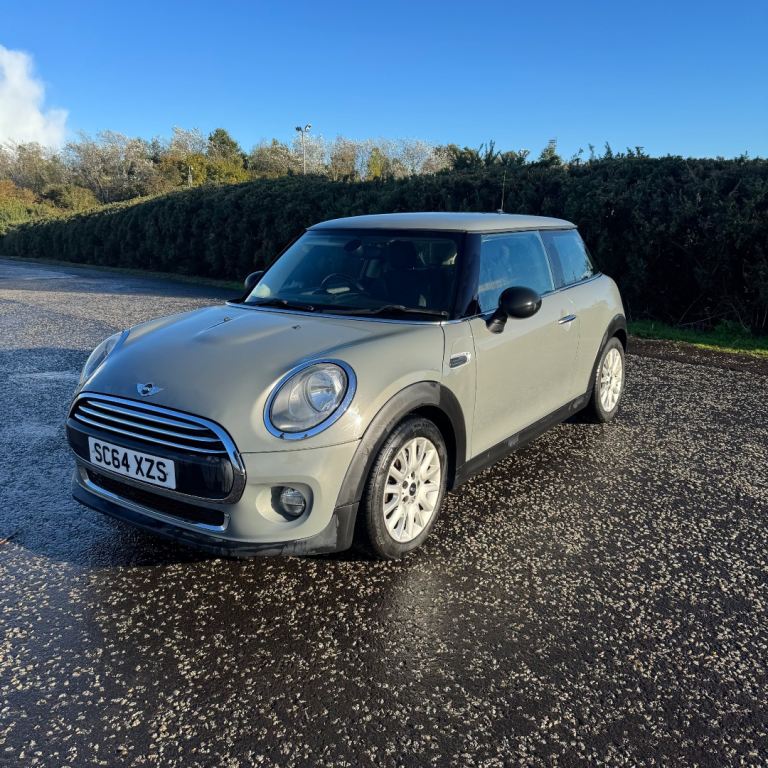 Mini One D 2014 - 1.5 diesel Turbo - low insurance - 70-100mpg!
