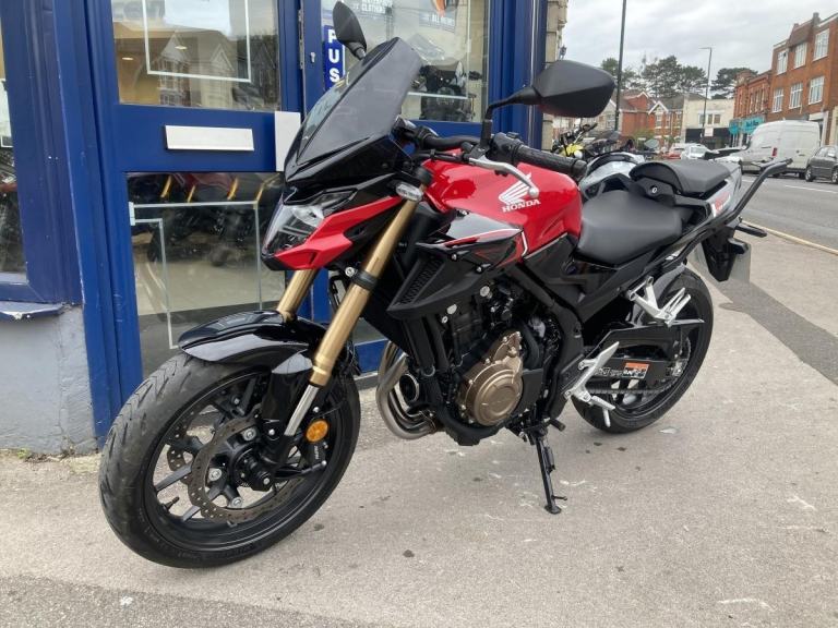 HONDA CB500 2024 - FSH - HUGGER - REAR GIVI RACK - PUIG SCREEN- TANK PAD 