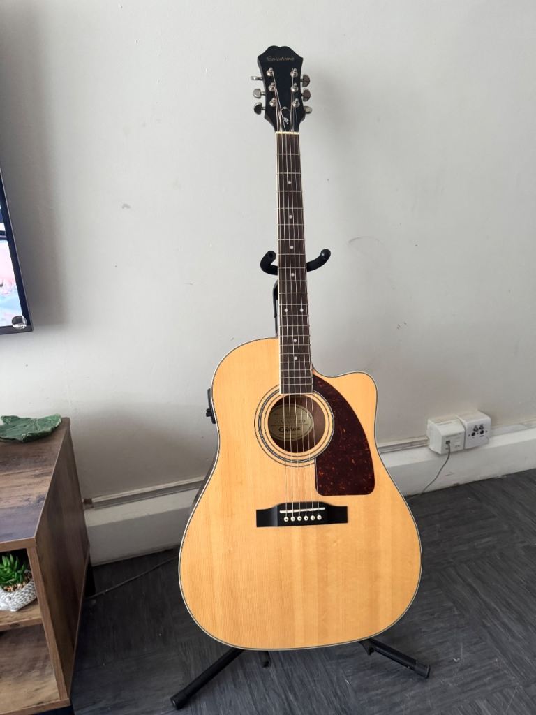 Epiphone aj 220 sce 