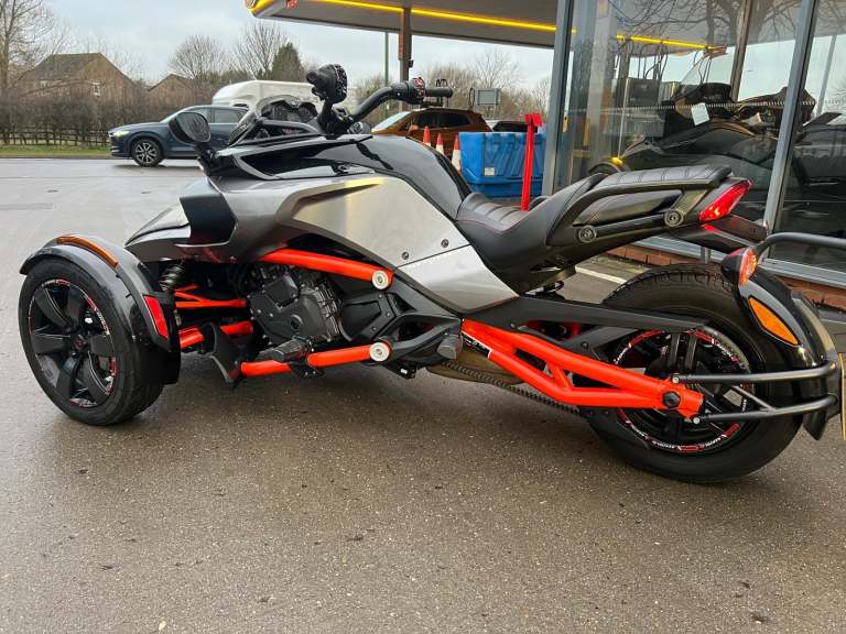 2016 66 plate Can-Am SPYDER F3s 1330cc 6 speed semi automatic trike
