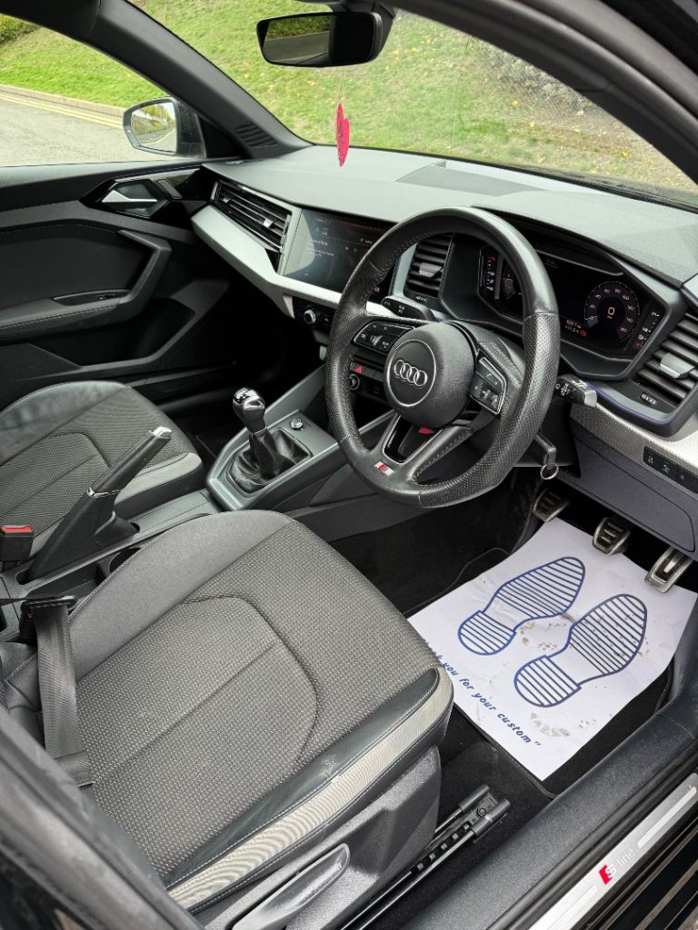 Audi, A1, Hatchback, 2019, Manual, 1498 (cc), 5 doors