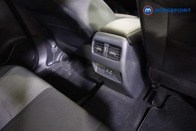 2022 Nissan Qashqai 1.3 DiG-T MH 158 N-Connecta 5dr Xtronic SUV Petrol Automatic