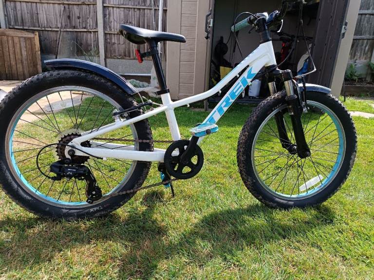 Trek Kids Bike 20-inch Wheels - White and Blue