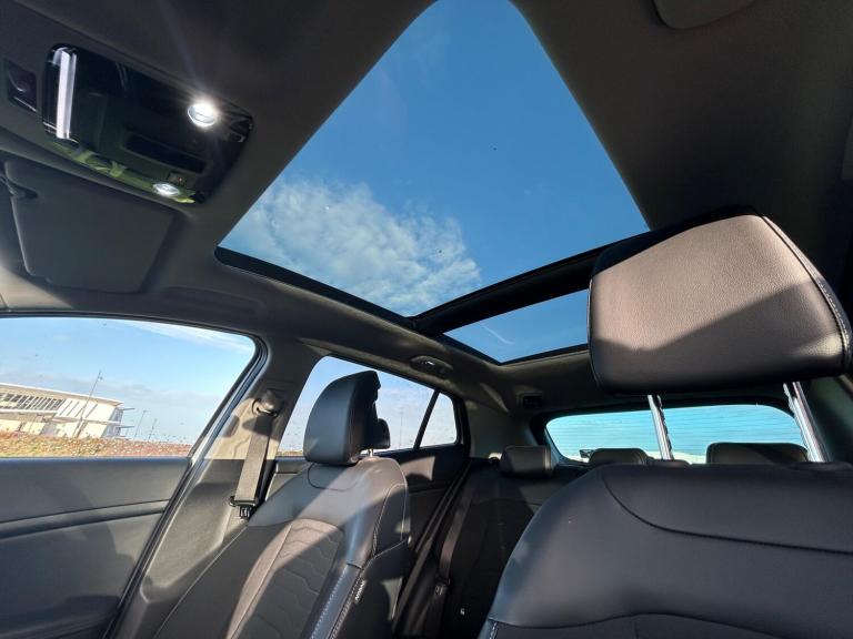 2022 Kia Sportage 1.6T GDi HEV 4 5dr Auto ESTATE PETROL/ELECTRIC Automatic