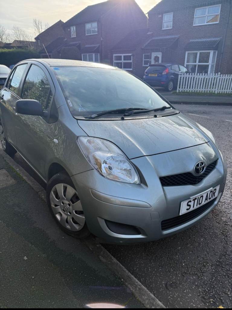 Toyota, YARIS, Hatchback, 2010, Manual, 998 (cc), 5 doors