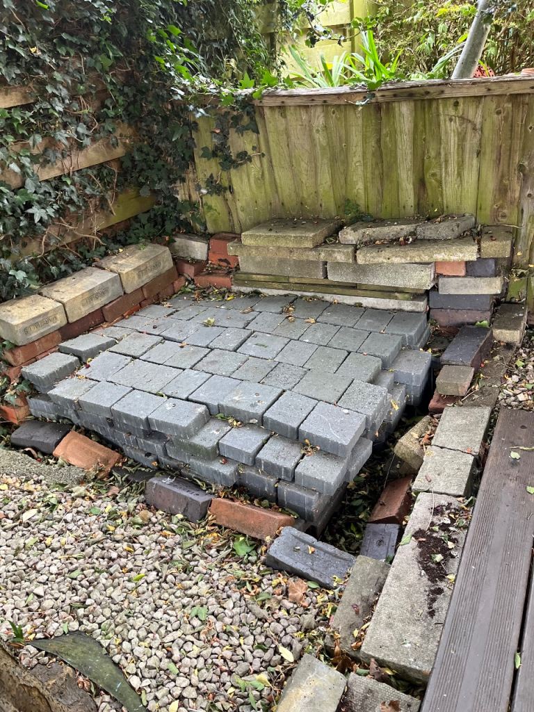Free bricks