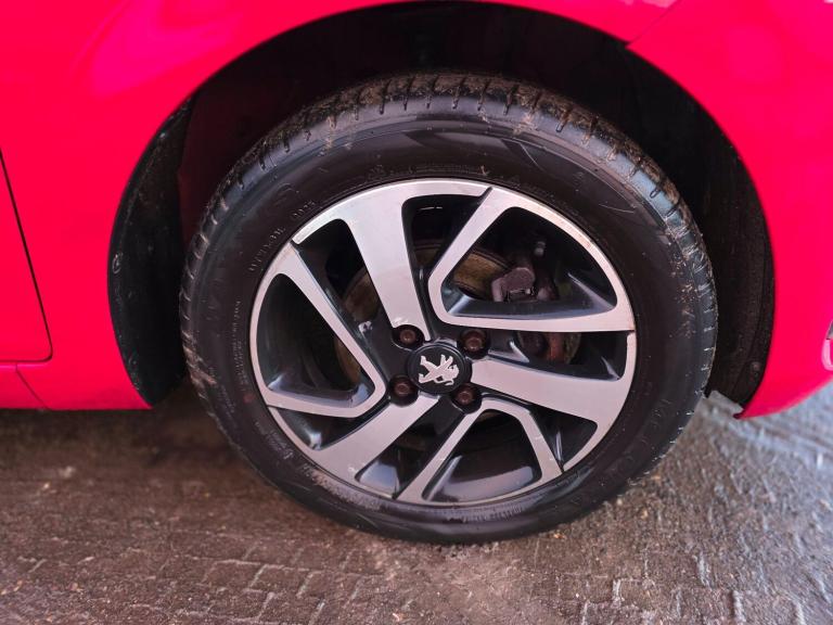 2014 Peugeot 108 1.2 VTi Allure 5dr HATCHBACK PETROL Manual