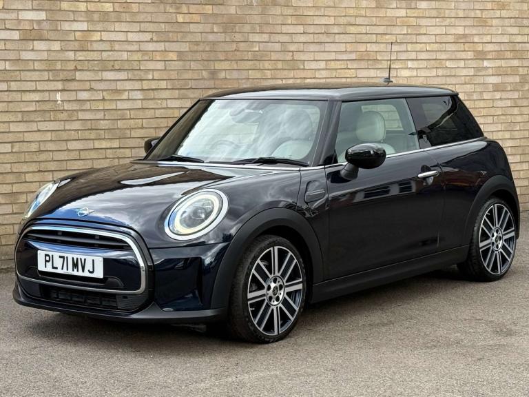 2021 MINI Hatch 1.5 Cooper Exclusive 3dr Hatchback Petrol Manual