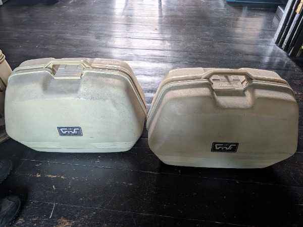 Givi Panniers White