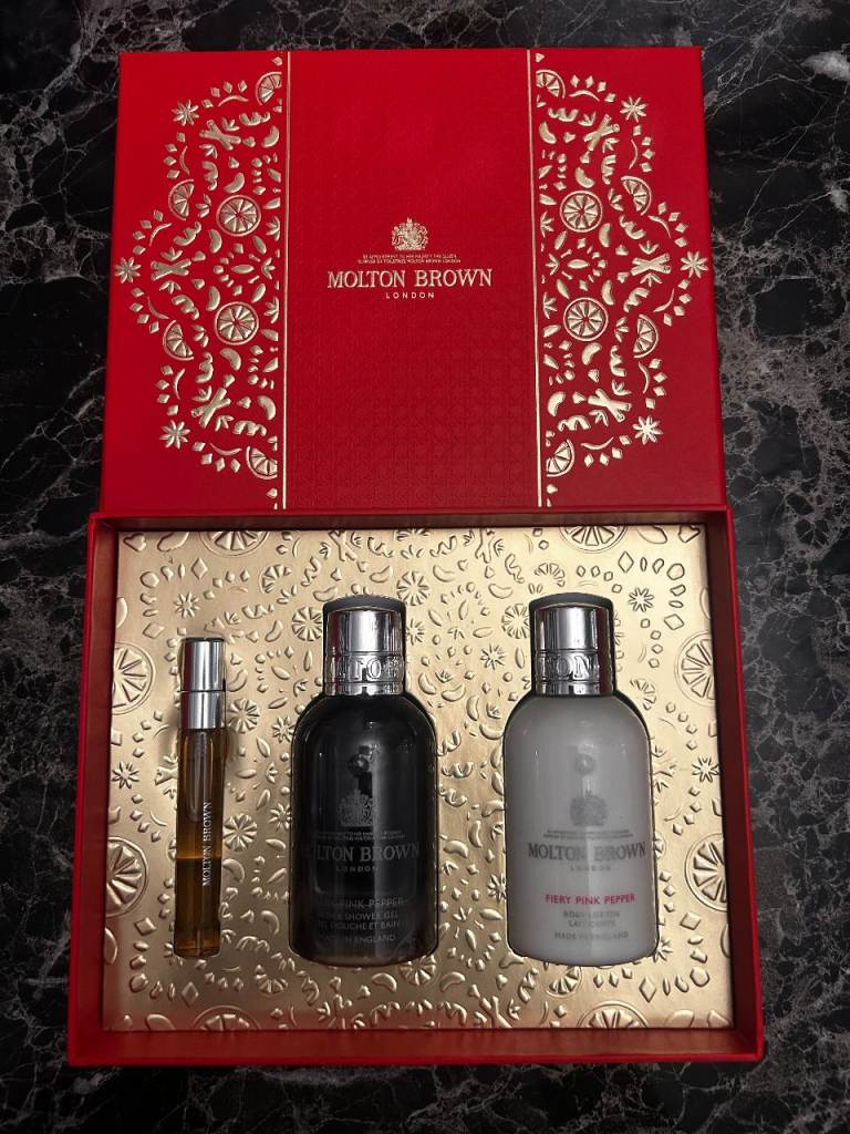 Brand new Molton Brown Fiery Pink Pepper travel gift set 