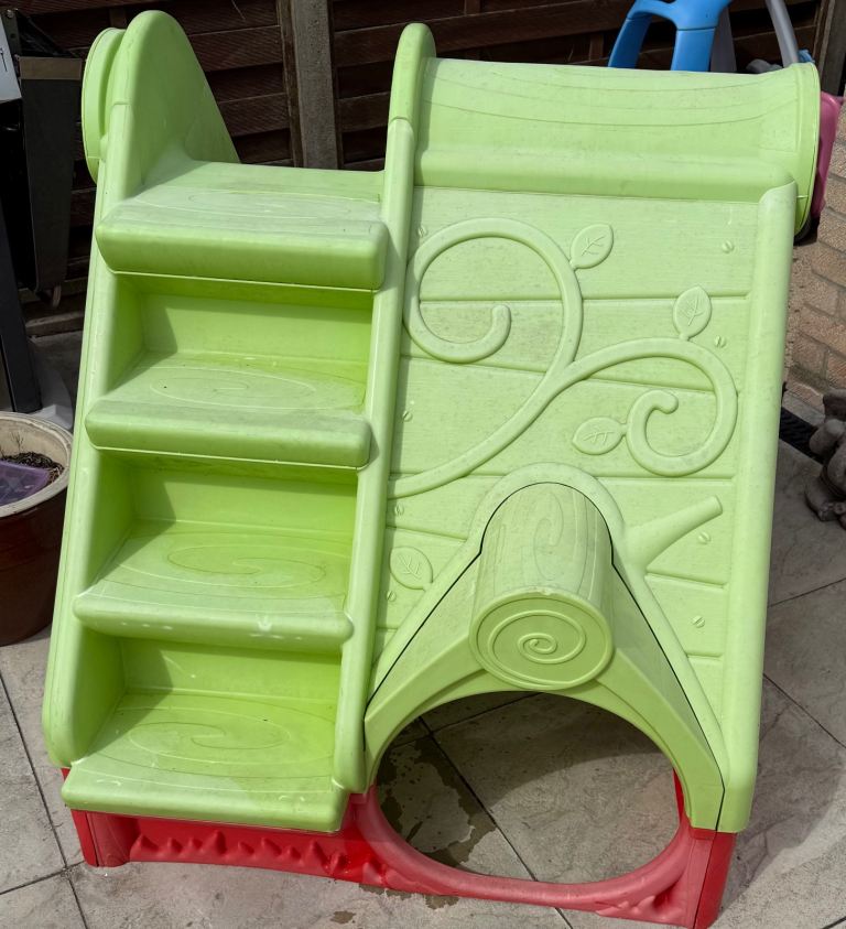 Chad Valley Fun Activity Playhouse 