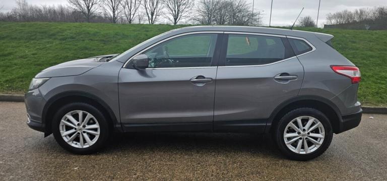 2015 Nissan Qashqai DCI ACENTA SMART VISION Hatchback Diesel Manual