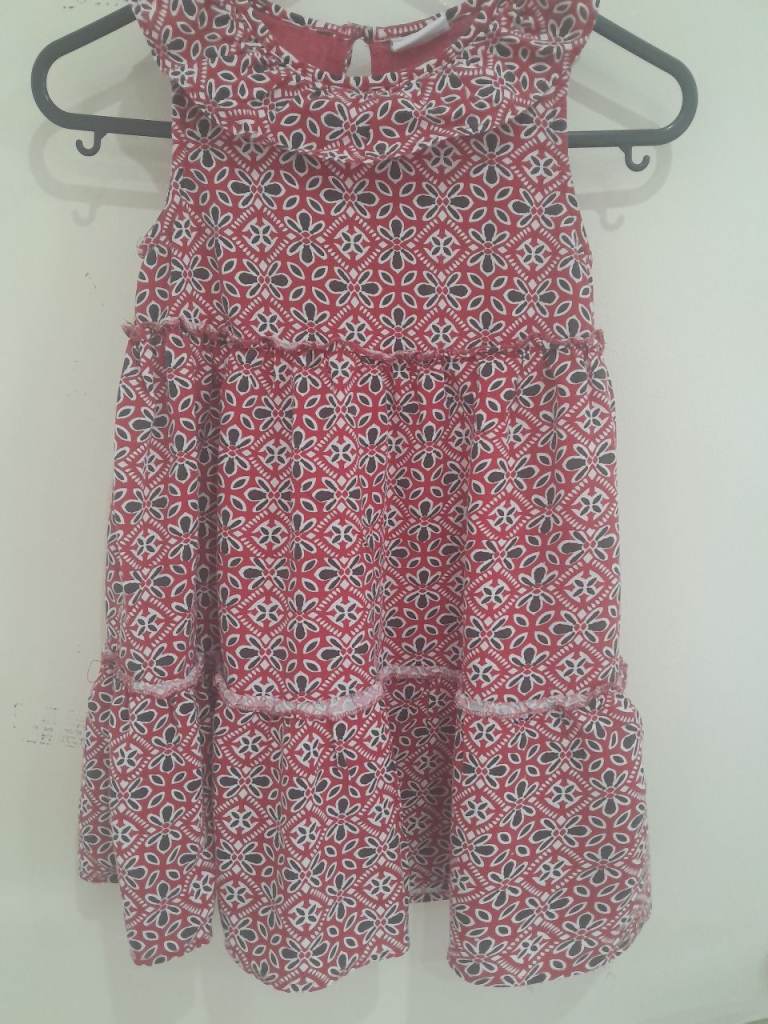 Girls dress