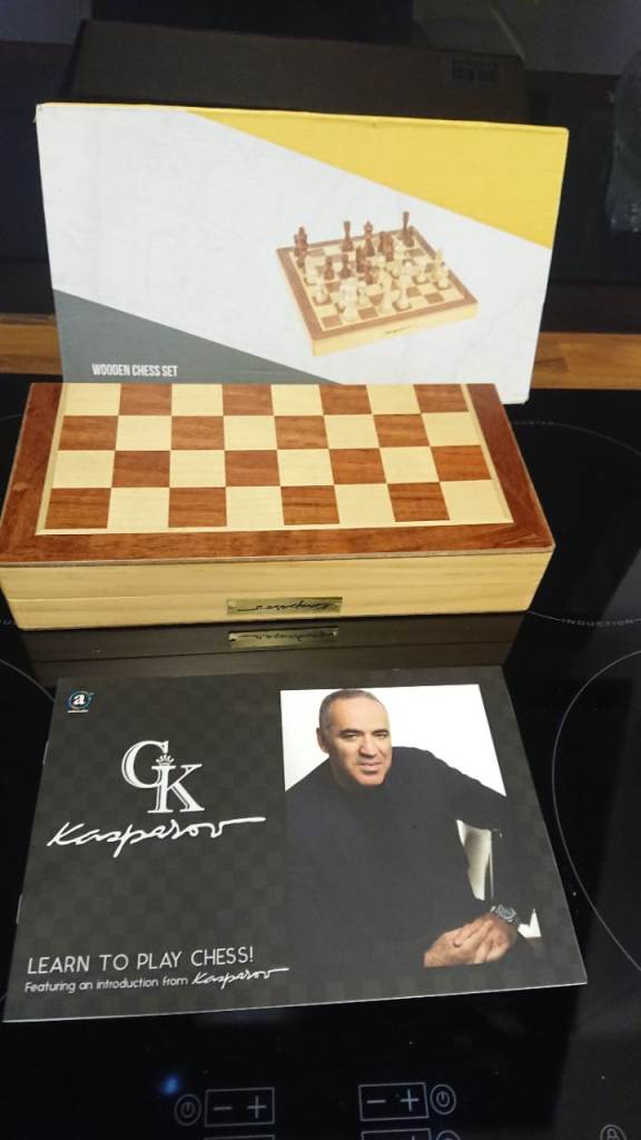 Kasparov chess set new 