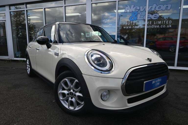 2018 MINI Hatch 1.5 Cooper Hatchback 5dr Petrol Manual Euro 6 (s/s) (136 ps) Hatchback Petrol Manual