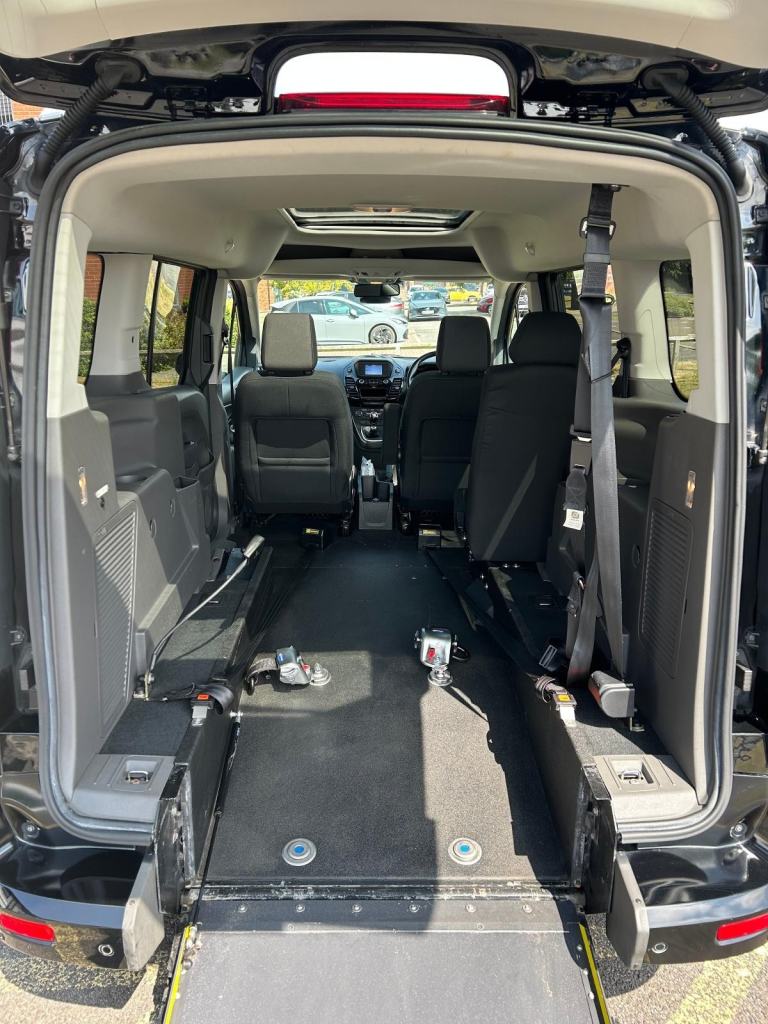 Ford Tourneo Grand Connect 1.5 Titanium Wheelchair Accessible Vehicle WAV