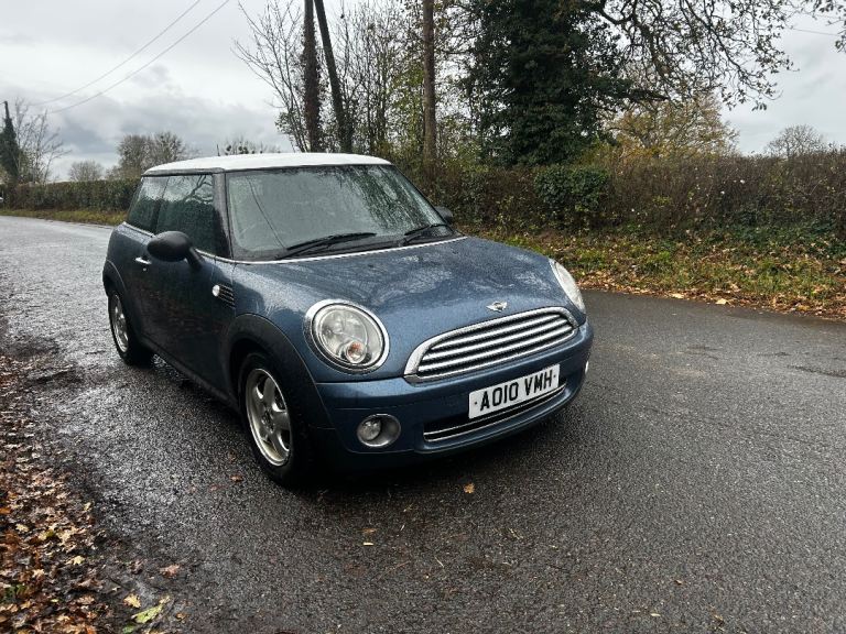 MINI ONE, FULL SERVICE HISTORY, BOTH KEYS, LONG MOT, START STOP, 1 PREVIOUS OWNER!!!
