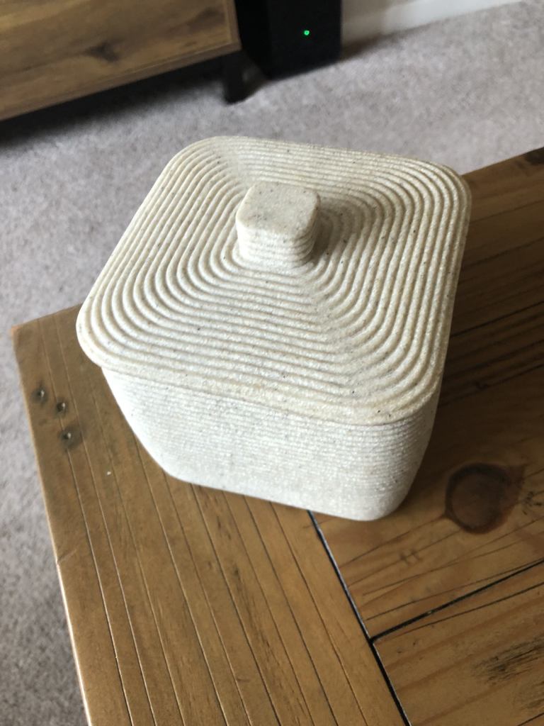 Natural Resin Pot