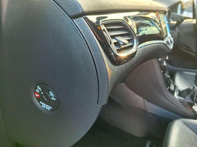 2017 Vauxhall Astra 1.4 Astra Elite Nav T 5dr - Full Service History - High Spec! Hatchback Petro...