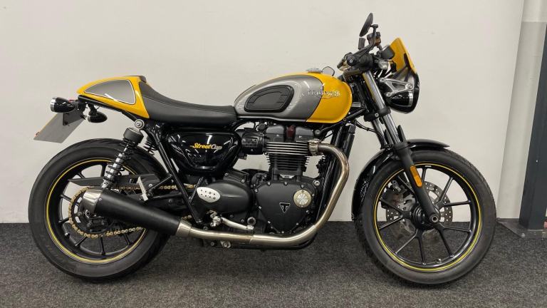 TRIUMPH STREET CUP ** MOT SEP 2027 - TAIL TIDY - FLY SCREEN **  